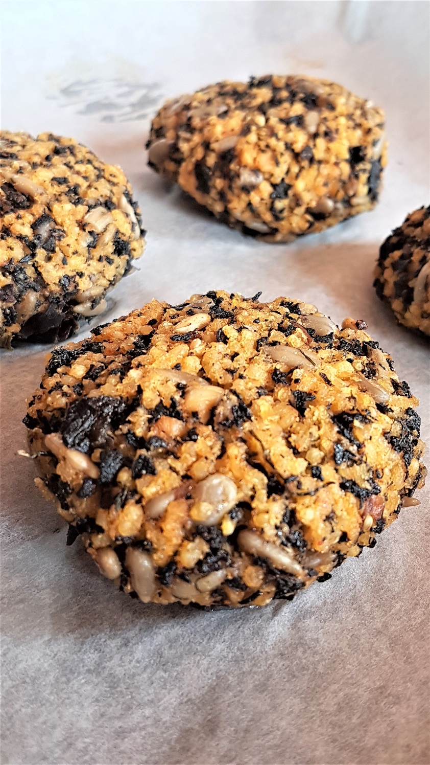 Millet and mushroom burgers