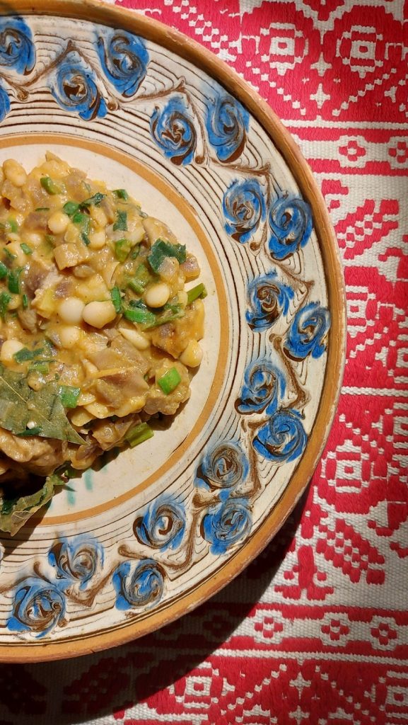 Kosovo Bean Stew with Mushroom and Seitan etno view